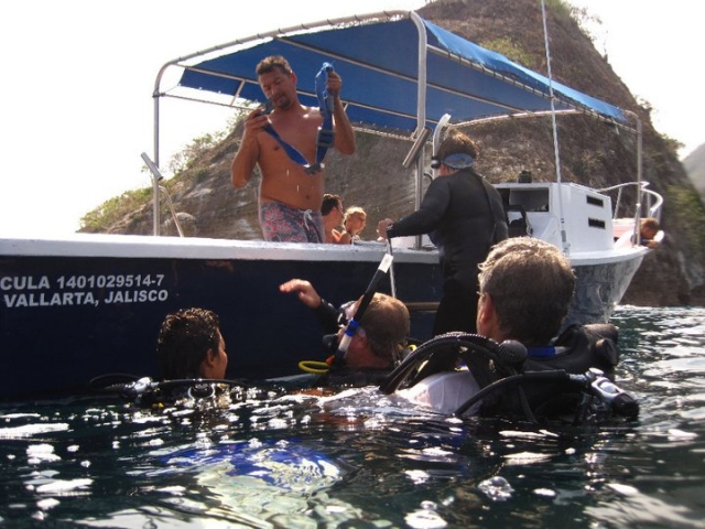 Vamos a bucear todos